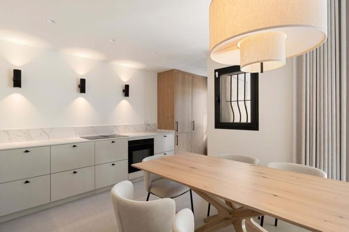 Image No.6-3 Bed Townhouse for sale