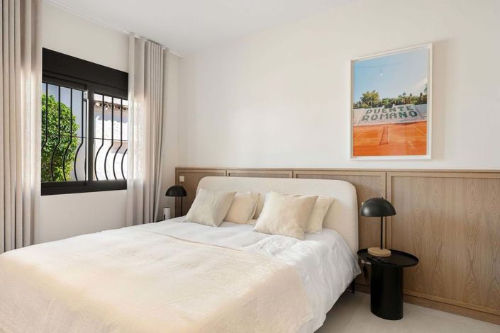 Image No.15-3 Bed Townhouse for sale