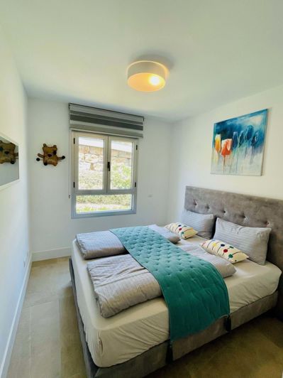 Image No.14-3 Bed Townhouse for sale