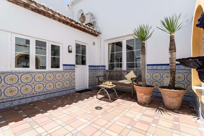 Image No.33-3 Bed Semi-Detached for sale