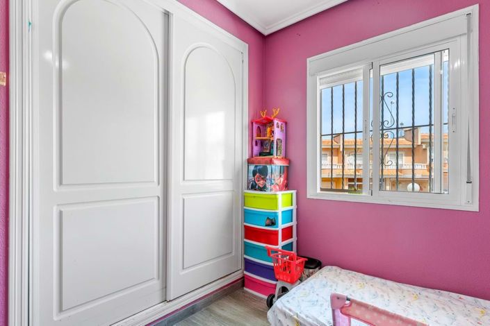 Image No.24-2 Bed Townhouse for sale