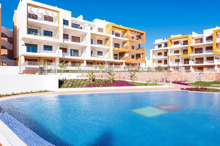 Image No.21-3 Bed Apartment for sale