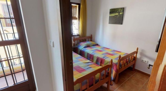 Image No.11-2 Bed Townhouse for sale