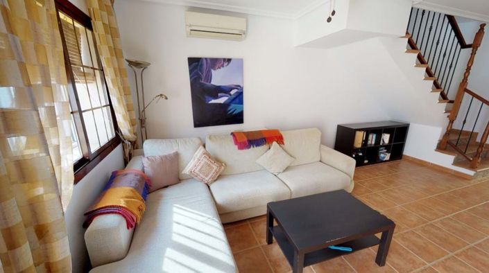 Image No.4-2 Bed Townhouse for sale