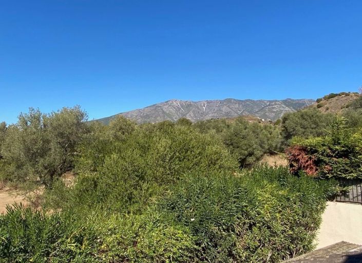 Image No.10-4 Bed Villa for sale