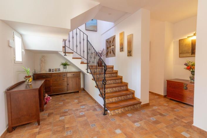 Image No.27-4 Bed Apartment for sale