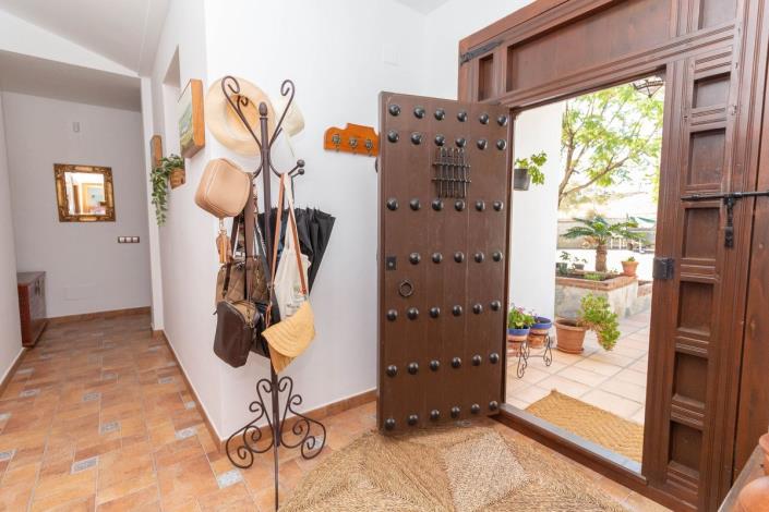 Image No.32-4 Bed Apartment for sale