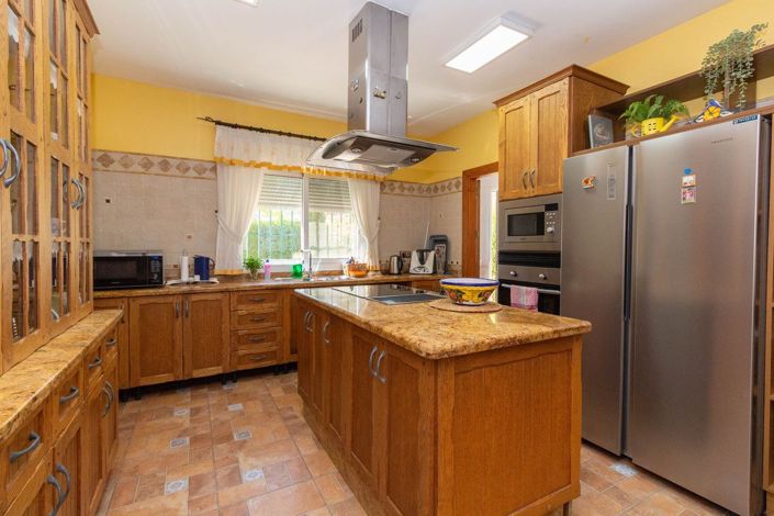 Image No.6-4 Bed Apartment for sale