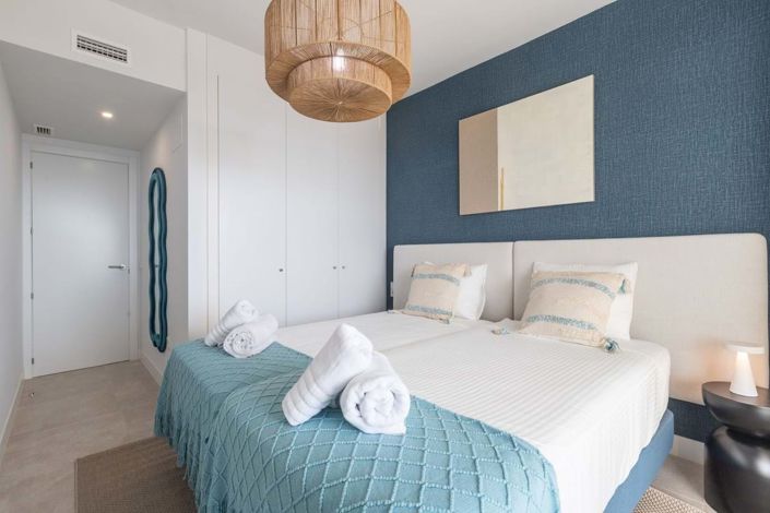 Image No.30-3 Bed Townhouse for sale