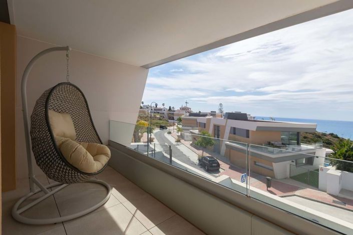 Image No.50-3 Bed Townhouse for sale