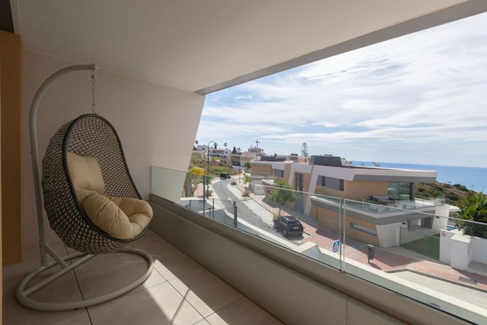 Image No.54-3 Bed Townhouse for sale