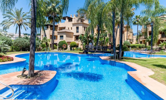Image No.1-3 Bed Penthouse for sale