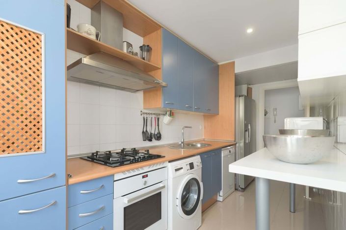 Image No.3-Appartement de 3 chambres à vendre à Estepona