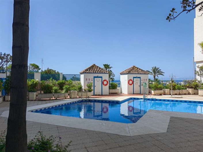 Image No.1-Appartement de 2 chambres à vendre à Estepona