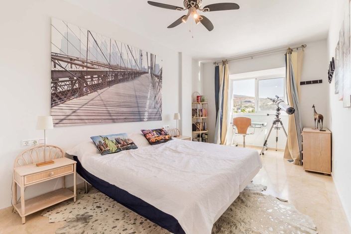 Image No.10-3 Bed Apartment for sale