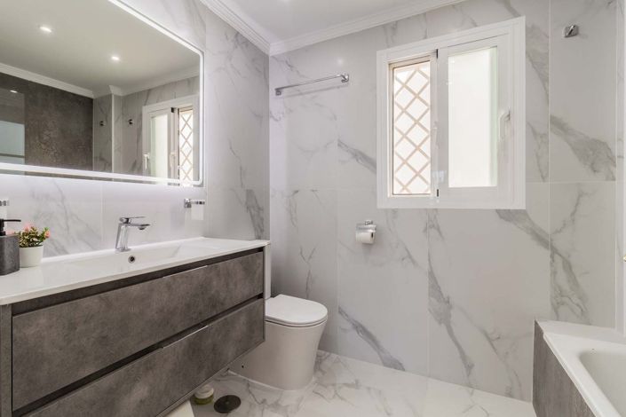 Image No.15-3 Bed Apartment for sale