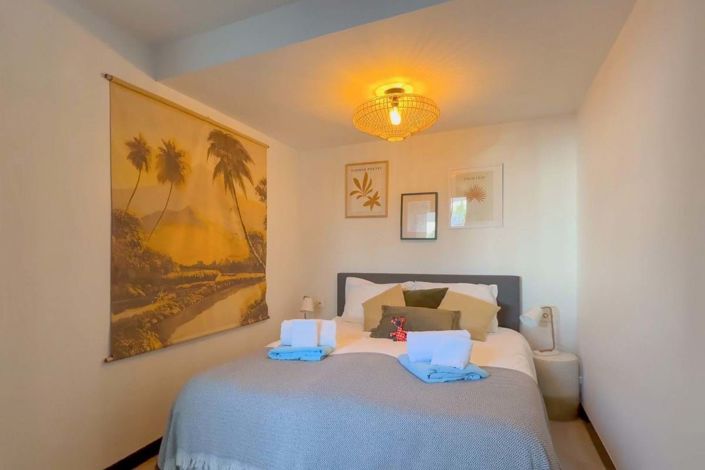 Image No.13-3 Bed Apartment for sale