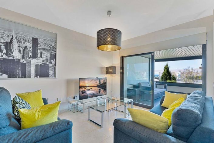 Image No.3-Appartement de 2 chambres à vendre à Estepona