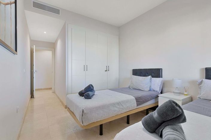 Image No.9-Appartement de 2 chambres à vendre à Estepona