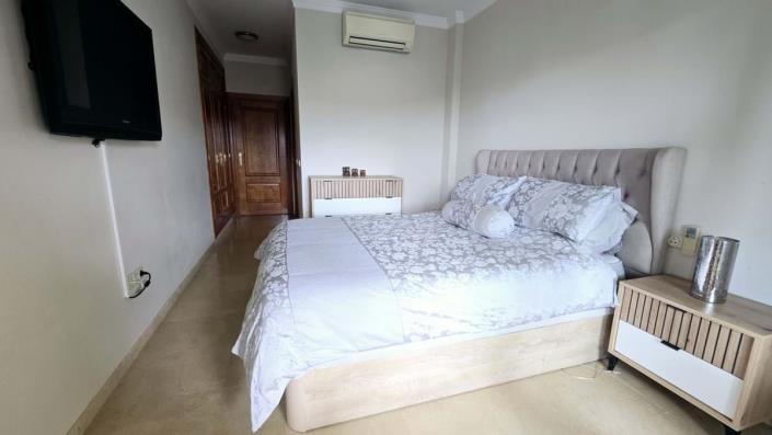 Image No.11-2 Bed Apartment for sale