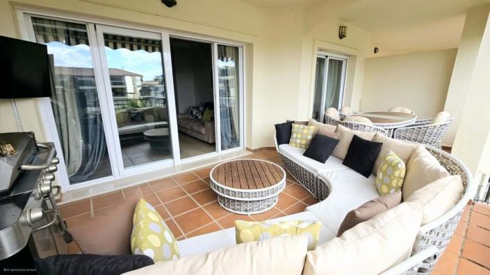 Image No.18-2 Bed Apartment for sale