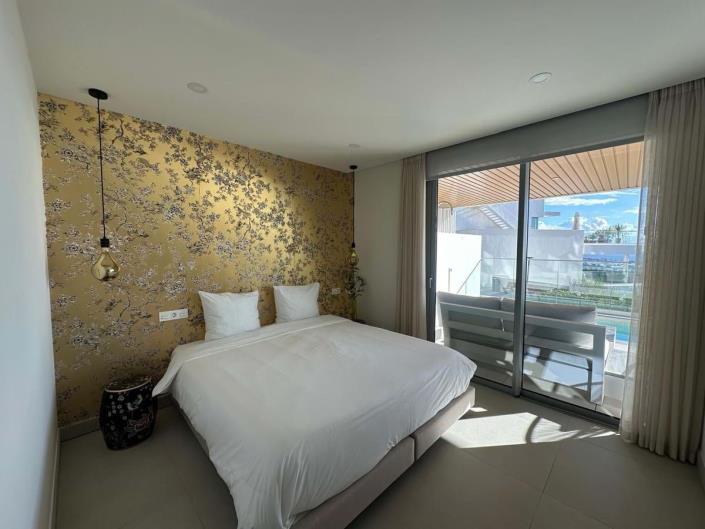 Image No.10-3 Bed Apartment for sale