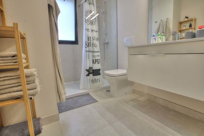 Image No.23-3 Bed Penthouse for sale