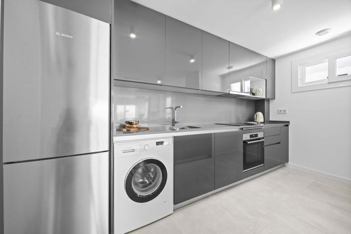 Image No.23-4 Bed Semi-Detached for sale