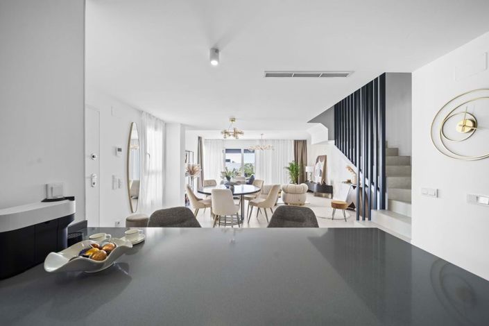 Image No.25-4 Bed Semi-Detached for sale