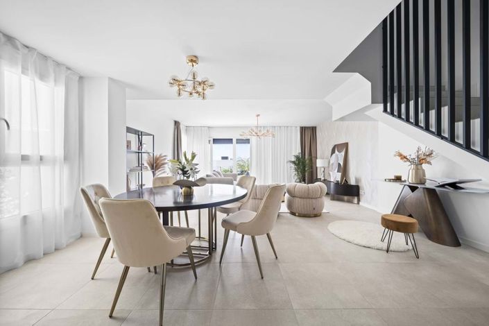 Image No.3-4 Bed Semi-Detached for sale