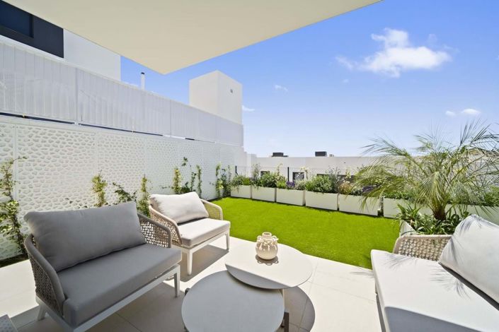 Image No.32-4 Bed Semi-Detached for sale