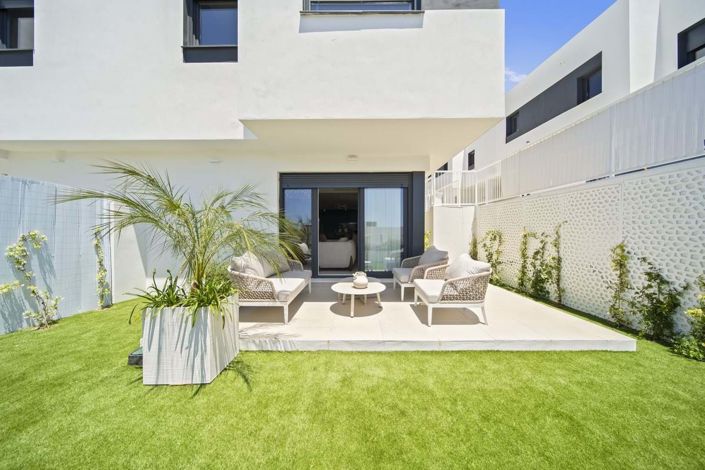 Image No.34-4 Bed Semi-Detached for sale