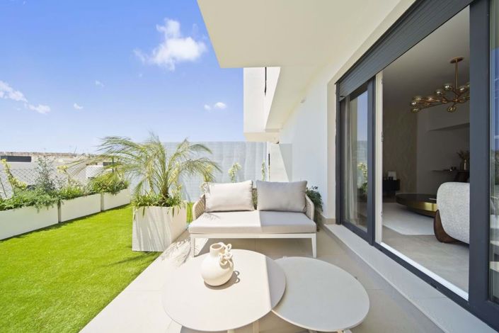 Image No.39-4 Bed Semi-Detached for sale