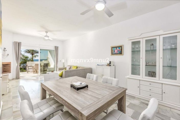 Image No.21-3 Bed Apartment for sale