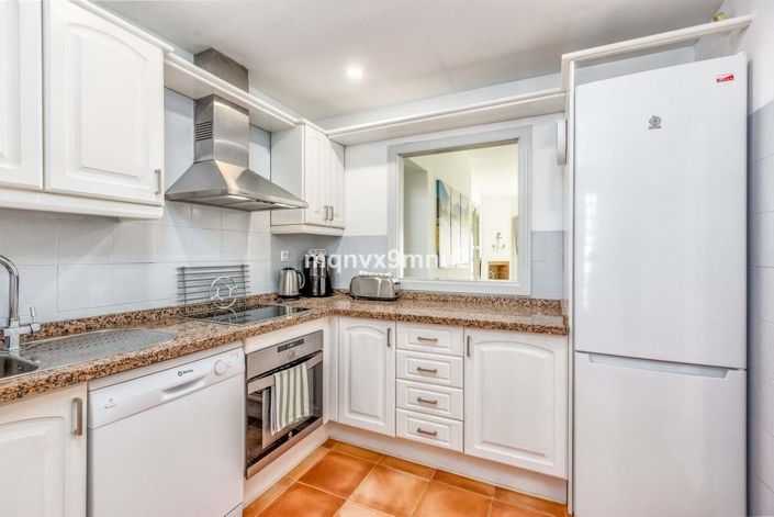 Image No.9-3 Bed Apartment for sale