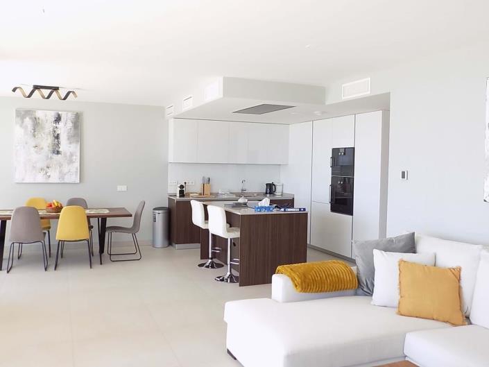 Image No.6-3 Bed Apartment for sale