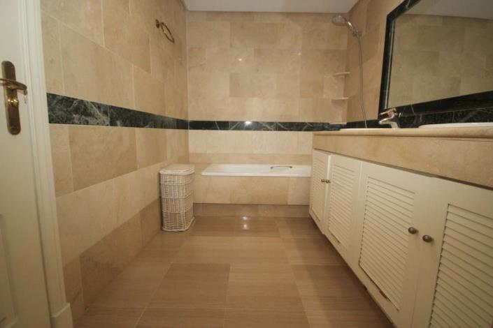 Image No.23-Appartement de 2 chambres à vendre à Marbella