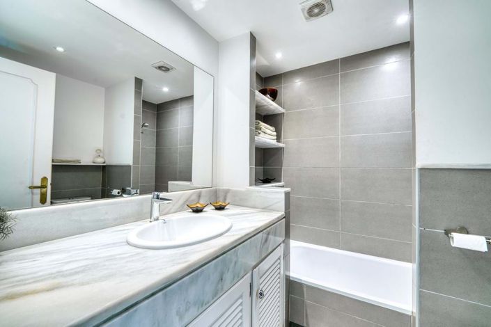 Image No.15-2 Bed Apartment for sale