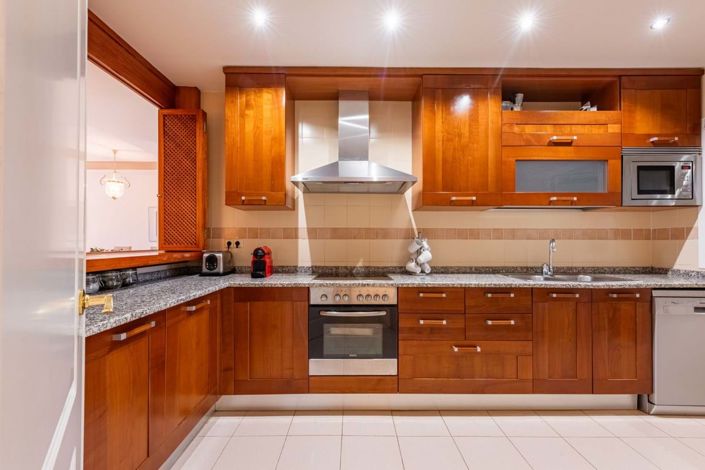 Image No.10-2 Bed Apartment for sale