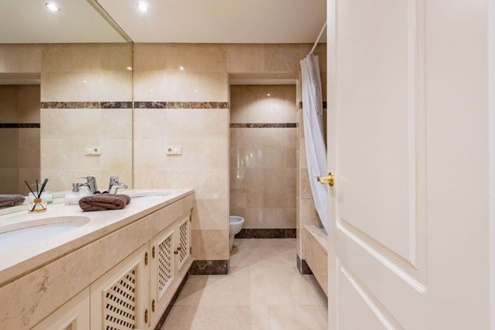 Image No.16-2 Bed Apartment for sale