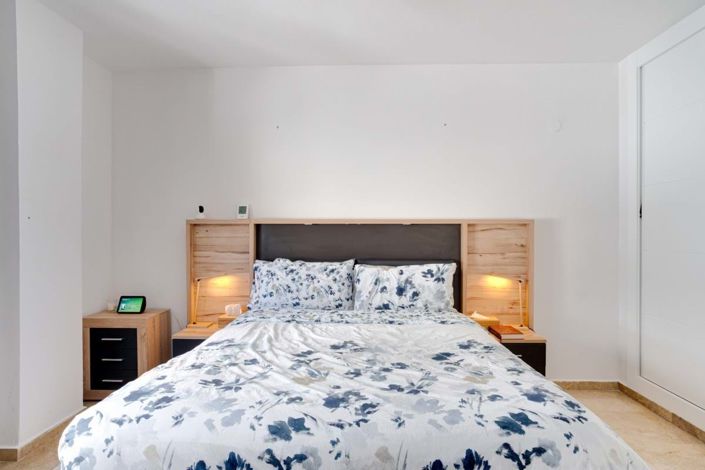 Image No.14-2 Bed Apartment for sale