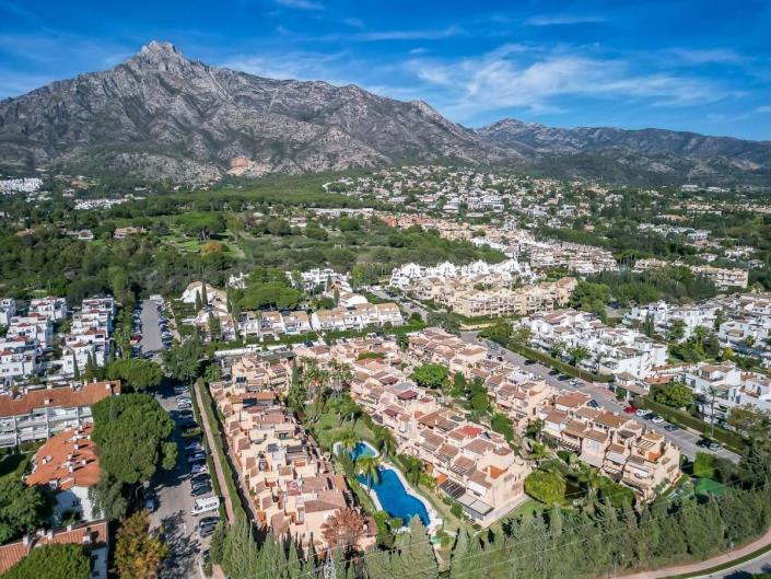 Image No.46-2 Bed Townhouse for sale