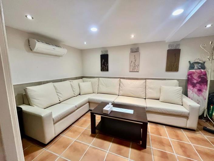 Image No.2-Maison de ville de 4 chambres à vendre à Marbella