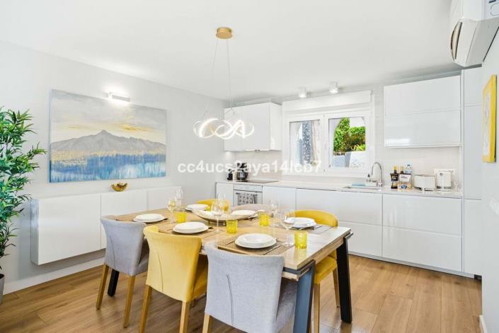 Image No.7-3 Bed Townhouse for sale