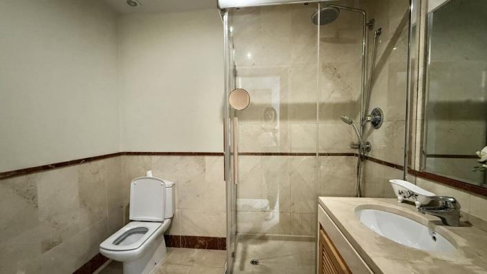 Image No.16-2 Bed Apartment for sale