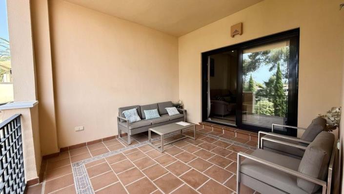 Image No.20-2 Bed Apartment for sale