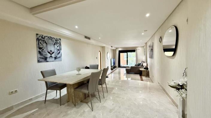 Image No.4-2 Bed Apartment for sale