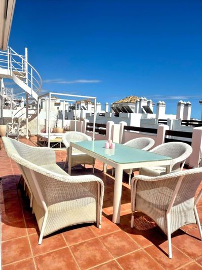 Image No.1-Penthouse de 2 chambres à vendre à Estepona