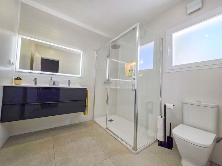 Image No.23-Villa de 4 chambres à vendre à Estepona