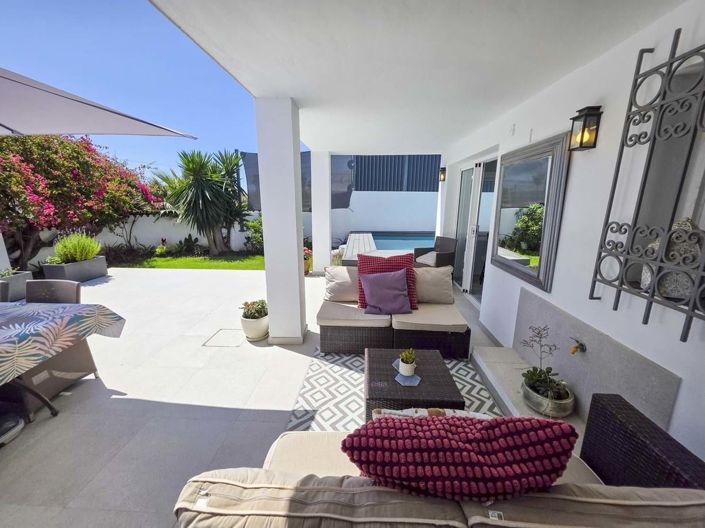 Image No.7-Villa de 4 chambres à vendre à Estepona